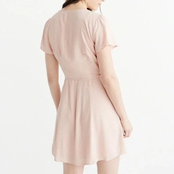 Abercrombie & Fitch Women's Soft Pink Floral Wrap Mini Dress Short Sleeves Small - Picture 3 of 10